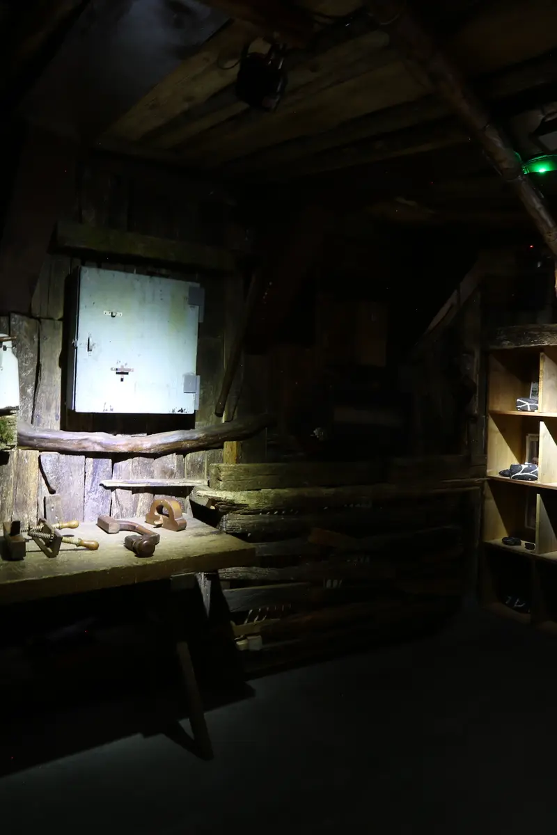 August Bartels – Escape Room im Bergwerk-Stollen