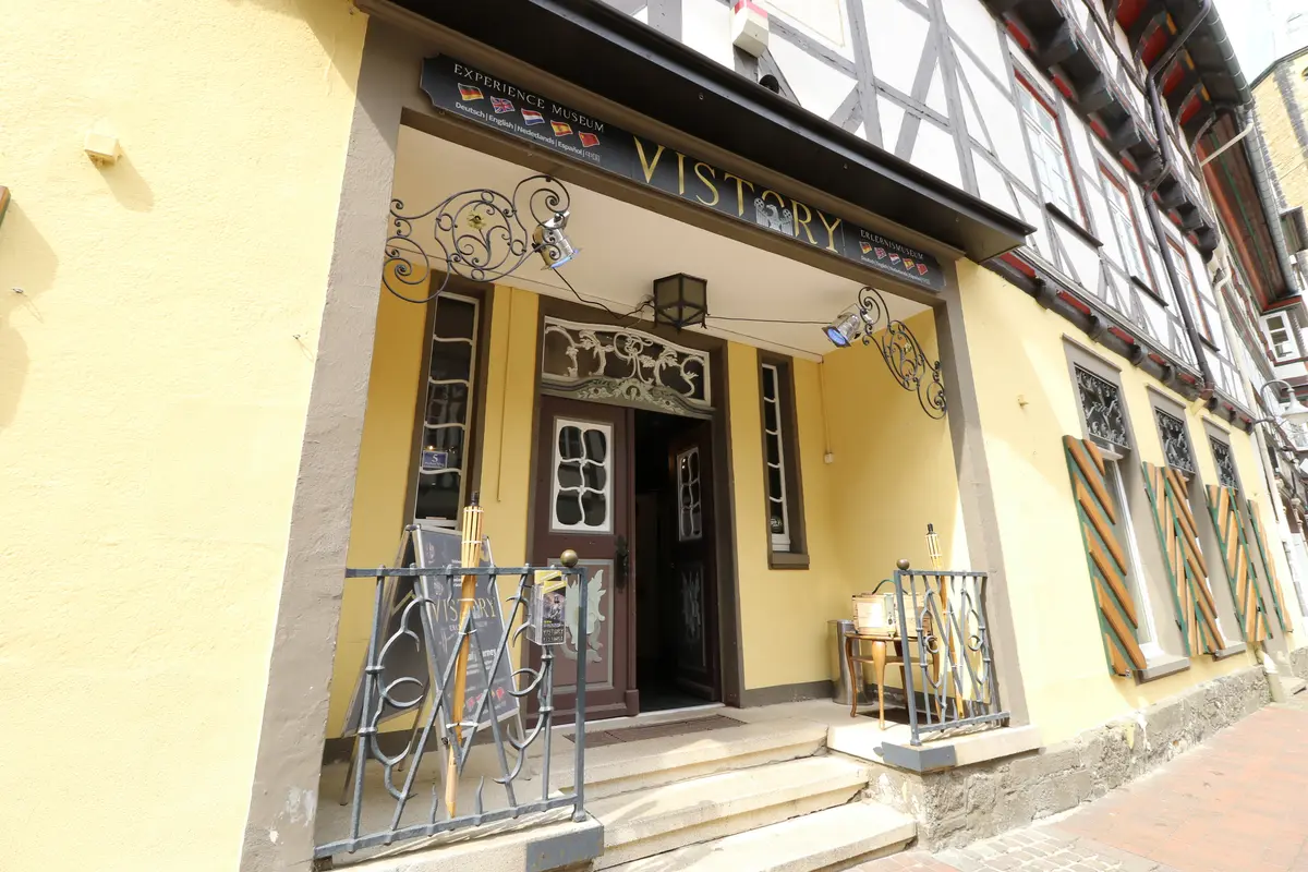 Historische Fachwerk-Fassade in der Goslarer Altstadt